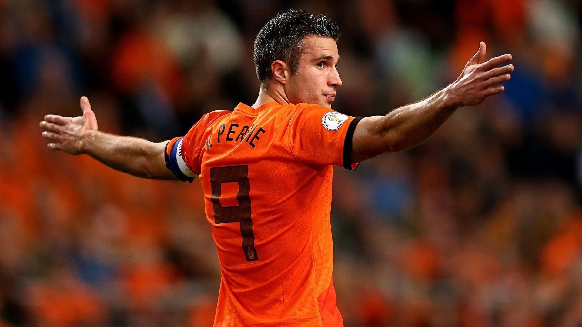 足球俱乐部收入结构分析